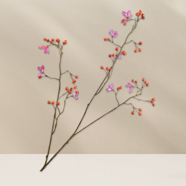 Handgemaakte bessentak in oranje en roze tinten van Sillka, 92 cm hoog, verkrijgbaar bij Bloomfever.