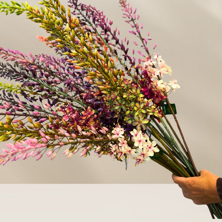 Een bundel van eremurus takken in verschillende kleuren , kunstbloemen van bloomfever